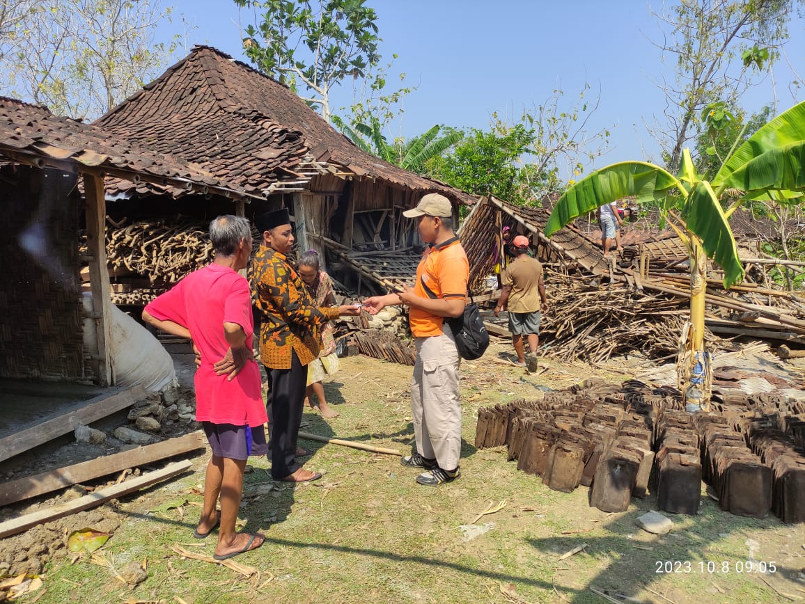 Image of Indonesia, Tornadoes in Sragen Regency (West Java)